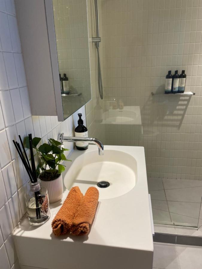 Cozy 1 Bed Apt & Spa,Free Parking ,Phenomena Views Μελβούρνη Εξωτερικό φωτογραφία